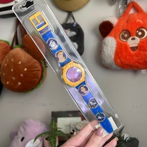 Never Opened Vintage Pocahontas Holographic Watch